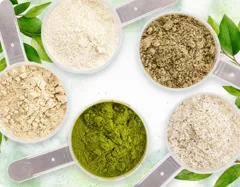 Scoops of plant and mineral powders